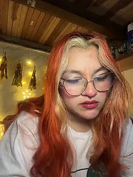Snapshot of SophiaWeestt99 chatting on May 24, 2026, 4:12 am SophiaWeestt99 online show from May 24, 2026, 4:12 am