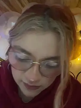 SophiaWeestt99 online show from March 20, 2026, 3:40 am