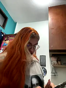 SophiaWeestt99 online show from September 15, 2025, 2:12 am