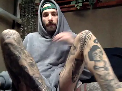 Tuhands online show from February 3, 2025, 1:19 pm