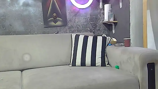 Bitter  online show from March 19, 2025, 7:06 pm