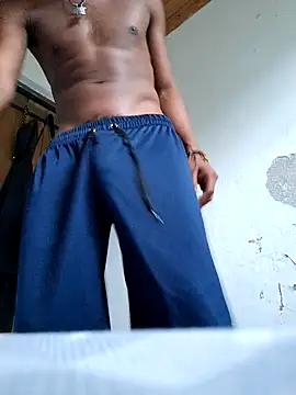 amarijones online show from October 1, 2025, 1:04 pm