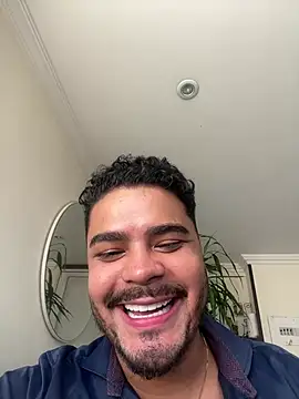 thiagowes online show from July 15, 2026, 10:39 pm
