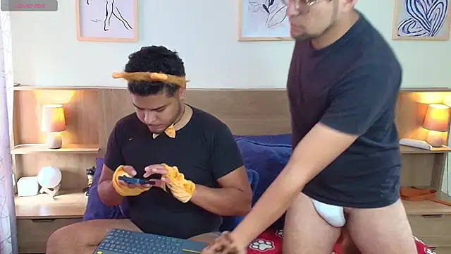 Snapshot of thiagowes chatting on October 31, 2025, 5:42 pm thiagowes online show from October 31, 2025, 5:42 pm