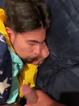 Snapshot of thiagowes chatting on October 5, 2025, 11:06 pm thiagowes online show from October 5, 2025, 11:06 pm