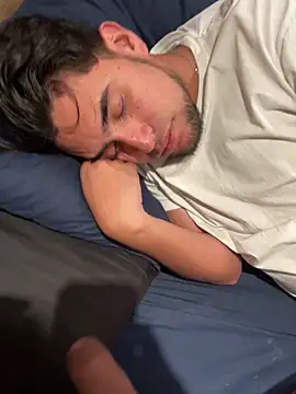 Snapshot of thiagowes chatting on October 5, 2025, 7:54 am thiagowes online show from October 5, 2025, 7:54 am