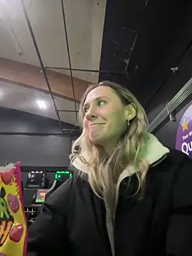 M1ssyk1ssy online show from January 28, 2025, 1:18 am