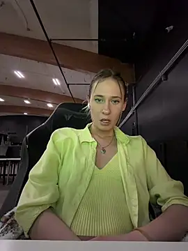 M1ssyk1ssy online show from April 11, 2026, 11:19 pm