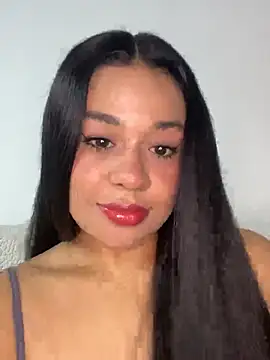 Snapshot of Aitana98_ chatting on June 14, 2026, 12:40 am Aitana98 online show from June 14, 2026, 12:40 am