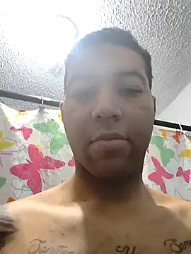 Snapshot of Morenocosta12 chatting on November 25, 2025, 9:59 pm Morenocosta12 online show from November 25, 2025, 9:59 pm