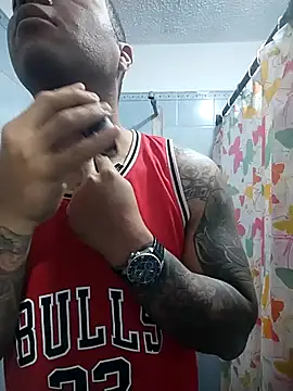 Snapshot of Morenocosta12 chatting on September 25, 2025, 4:35 pm Morenocosta12 online show from September 25, 2025, 4:35 pm