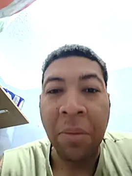 Snapshot of Morenocosta12 chatting on November 28, 2025, 2:39 pm Morenocosta12 online show from November 28, 2025, 2:39 pm