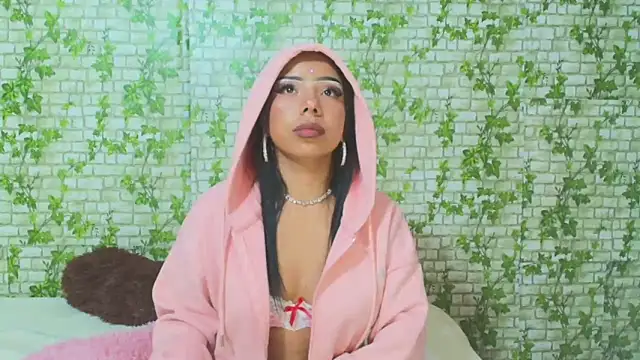 Snapshot of DafneMillers chatting on March 8, 2025, 1:39 am DafneMillers online show from March 8, 2025, 1:39 am