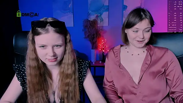 nikole kitt online show from November 14, 2025, 8:23 pm