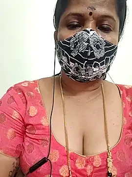 Snapshot of gaurika18 chatting on April 18, 2026, 7:07 pm gaurika18 online show from April 18, 2026, 7:07 pm