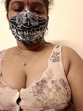 gaurika18 online show from February 17, 2026, 4:10 am