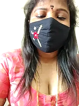Snapshot of gaurika18 chatting on April 17, 2026, 4:15 am gaurika18 online show from April 17, 2026, 4:15 am