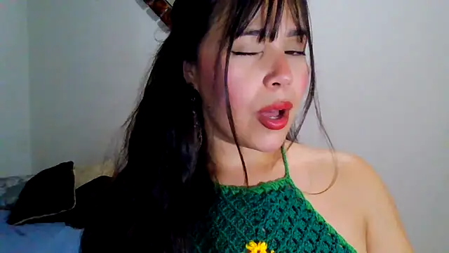 Snapshot of DeusaDemeeter chatting on May 6, 2026, 1:53 am DeusaDemeeter online show from May 6, 2026, 1:53 am