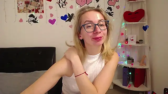 Snapshot of VasilisaSii chatting on March 3, 2025, 9:13 am VasilisaSii online show from March 3, 2025, 9:13 am