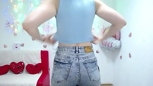 Snapshot of VasilisaSii chatting on September 12, 2025, 5:07 am VasilisaSii online show from September 12, 2025, 5:07 am