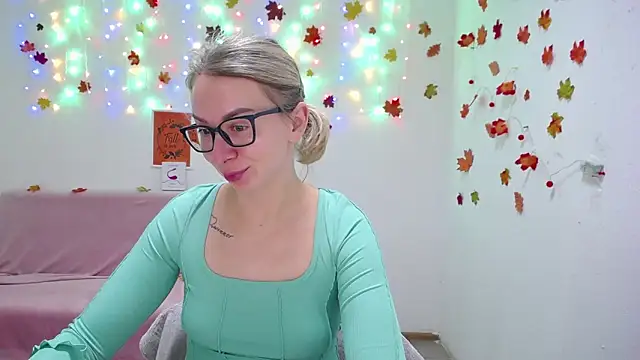 Snapshot of VasilisaSii chatting on November 26, 2025, 6:46 am VasilisaSii online show from November 26, 2025, 6:46 am