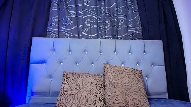 meggan 77 online show from November 7, 2025, 4:28 am