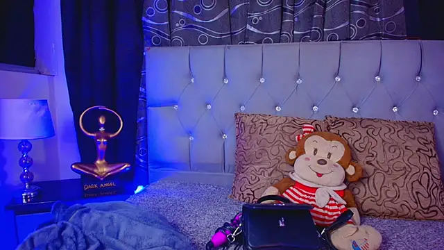 meggan 77 online show from October 17, 2025, 4:16 am