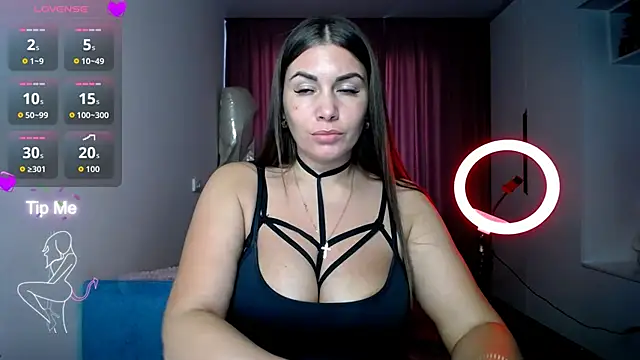 LinaSparks online show from March 10, 2026, 1:48 pm