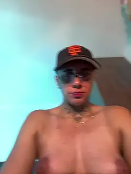 Snapshot of _PhillipBrown chatting on July 16, 2026, 11:46 pm PhillipBrown online show from July 16, 2026, 11:46 pm