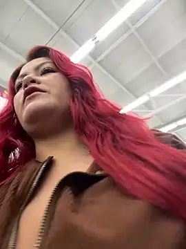 lia moon77 online show from December 16, 2025, 6:45 pm