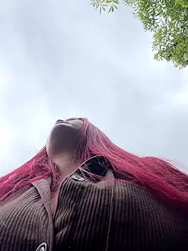 lia moon77 online show from September 23, 2025, 7:10 pm