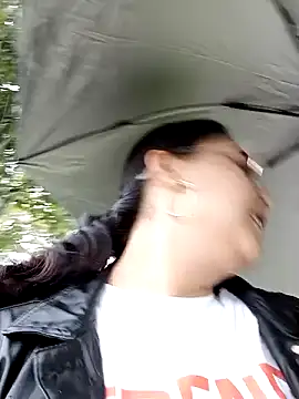 lara moon25 online show from March 18, 2025, 7:55 pm