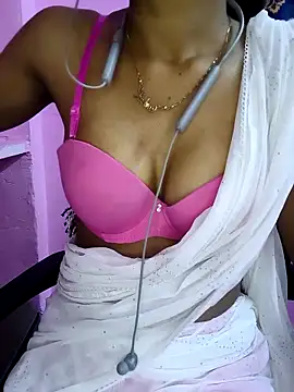 Snapshot of Miakhalifatamil chatting on September 14, 2025, 12:55 am Miakhalifatamil online show from September 14, 2025, 12:55 am