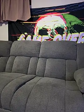 NovaLove2002 online show from April 6, 2026, 3:13 am