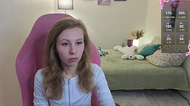 Snapshot of Lill_Mary chatting on November 8, 2025, 5:00 am Lill Mary online show from November 8, 2025, 5:00 am