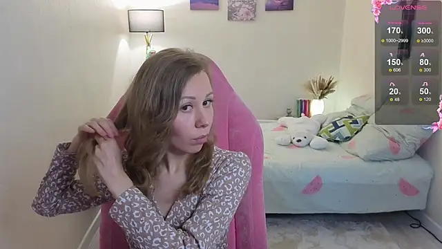 Snapshot of Lill_Mary chatting on October 16, 2025, 3:37 am Lill Mary online show from October 16, 2025, 3:37 am