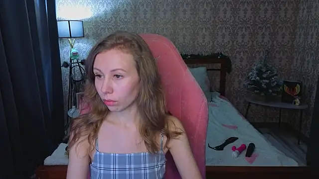 Lill Mary online show from December 16, 2025, 3:00 am