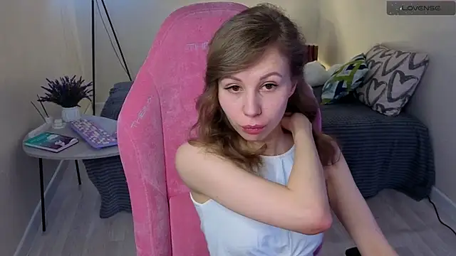 Snapshot of Lill_Mary chatting on March 8, 2025, 2:34 am Lill Mary online show from March 8, 2025, 2:34 am