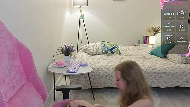 Snapshot of Lill_Mary chatting on November 3, 2025, 7:24 am Lill Mary online show from November 3, 2025, 7:24 am