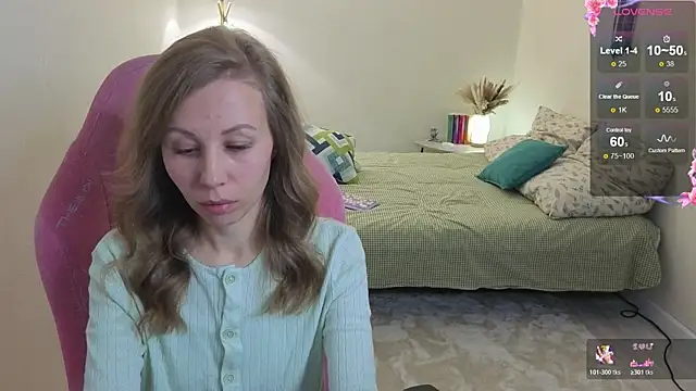 Snapshot of Lill_Mary chatting on October 23, 2025, 1:26 am Lill Mary online show from October 23, 2025, 1:26 am