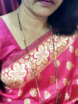 anuradha1432 online show from October 22, 2025, 8:14 am