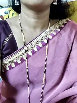 anuradha1432 online show from September 10, 2025, 10:36 am