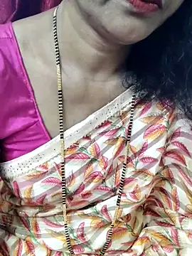 anuradha1432 online show from October 8, 2025, 10:17 am