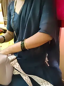 anuradha1432 online show from June 11, 2026, 9:50 am