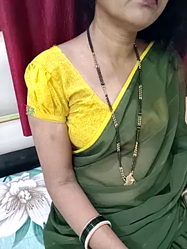 anuradha1432 online show from June 22, 2026, 8:55 am