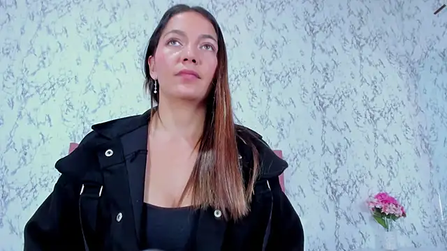 Snapshot of Mia_Malkovaa_ chatting on December 18, 2025, 4:22 pm Mia Malkovaa online show from December 18, 2025, 4:22 pm