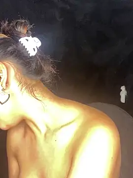 baby lizy online show from February 10, 2025, 11:55 pm