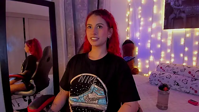 Sophiee Hill online show from January 31, 2025, 5:51 am