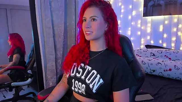 Sophiee Hill online show from January 13, 2025, 6:49 am