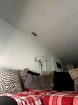 bigdinca online show from September 30, 2025, 4:35 pm